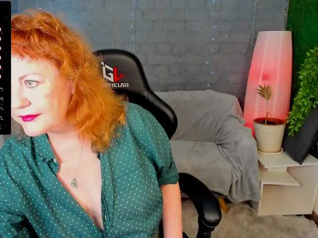 Live sex webcam photo for LisetMonroe #277742280