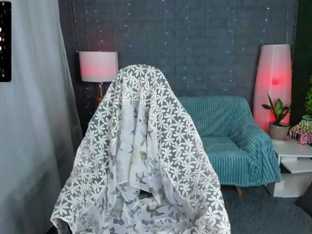 Live sex webcam photo for LisetMonroe #278285694