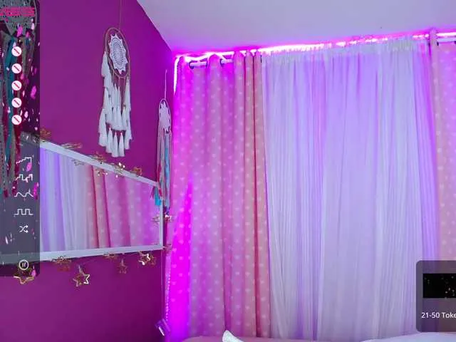 Live sex webcam photo for LisethDani #274234580