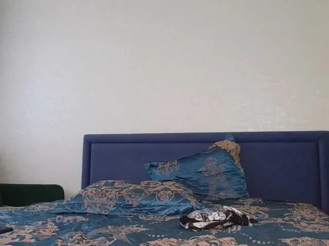 Live sex webcam photo for Lisi4ka-Basik #290919045