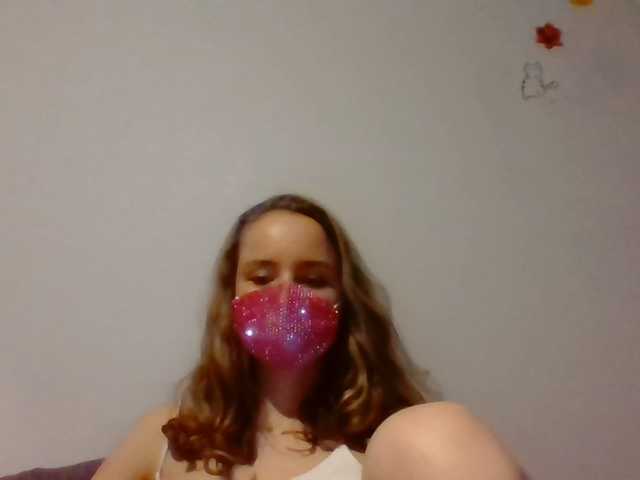 Live sex webcam photo for Lisonya #272891177