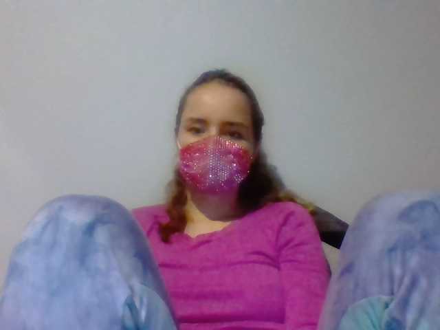 Live sex webcam photo for Lisonya #273079705