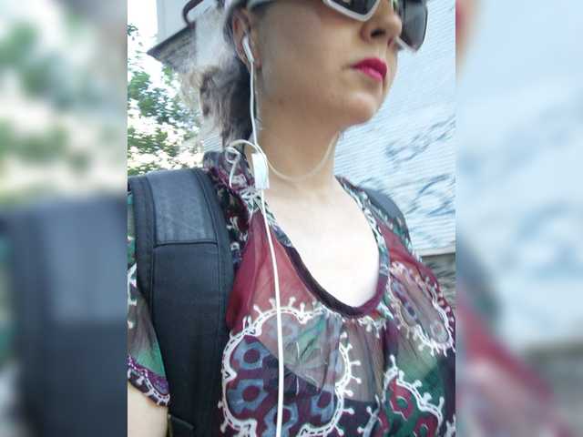 Live sex webcam photo for Lisonya #276048234