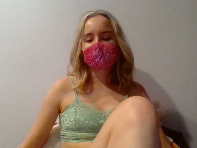 Live sex webcam photo for Lisonya #276813685