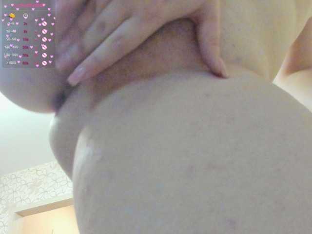 Live sex webcam photo for LissaCristal #276440306