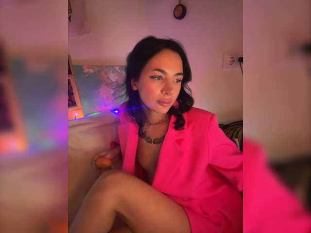 Live sex webcam photo for Lissibunny #276848146