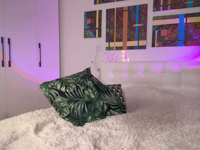 Live sex webcam photo for Lissibunny #277150249