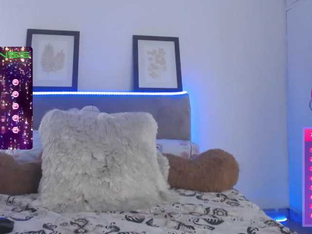 Live sex webcam photo for Lissyevansx #273420525