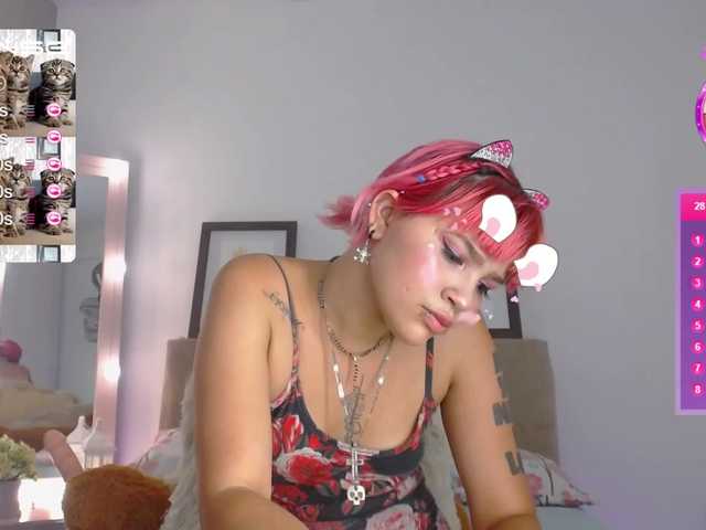 Live sex webcam photo for Lissyevansx #273464026