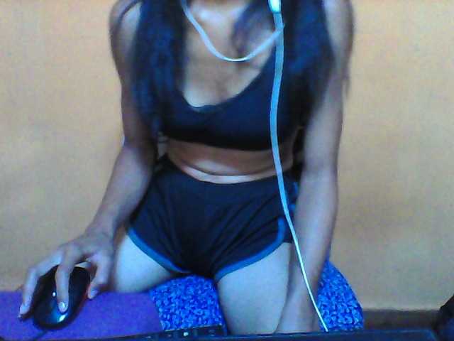 Live sex webcam photo for LitleAmanda #272752404