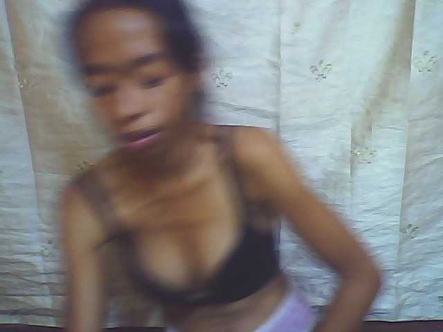 Live sex webcam photo for LitleAmanda #272993463