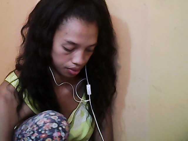 Live sex webcam photo for LitleAmanda #273434523