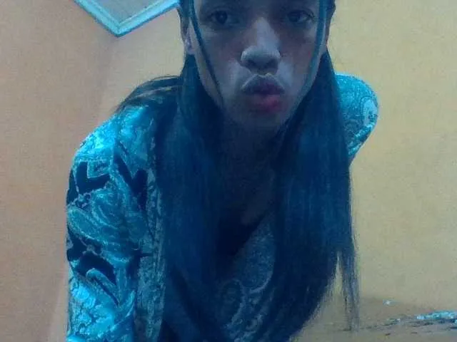 Live sex webcam photo for LitleAmanda #273708918