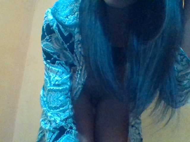 Live sex webcam photo for LitleAmanda #273711421