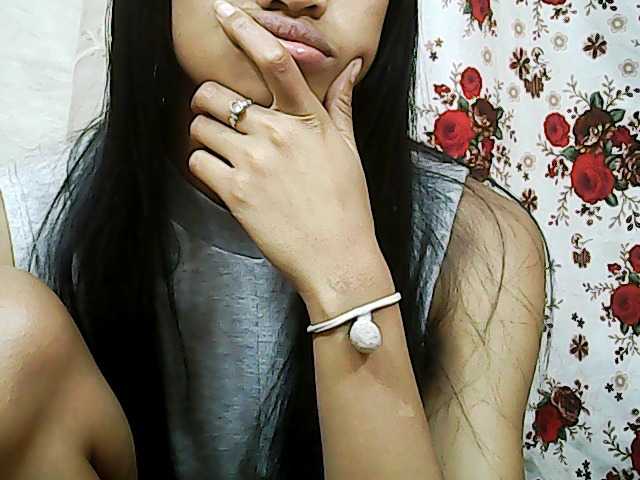 Live sex webcam photo for LitleAmanda #274412391