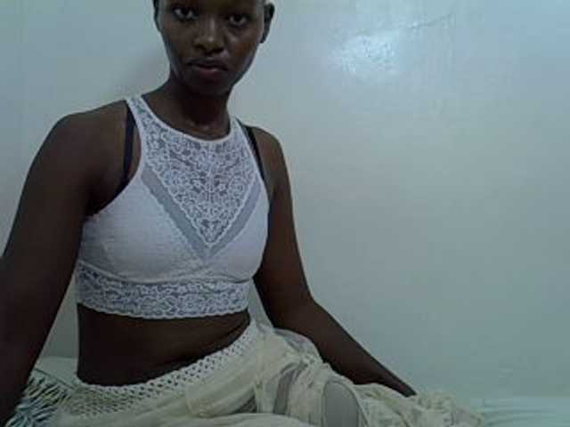 Live sex webcam photo for Litskin #275739041