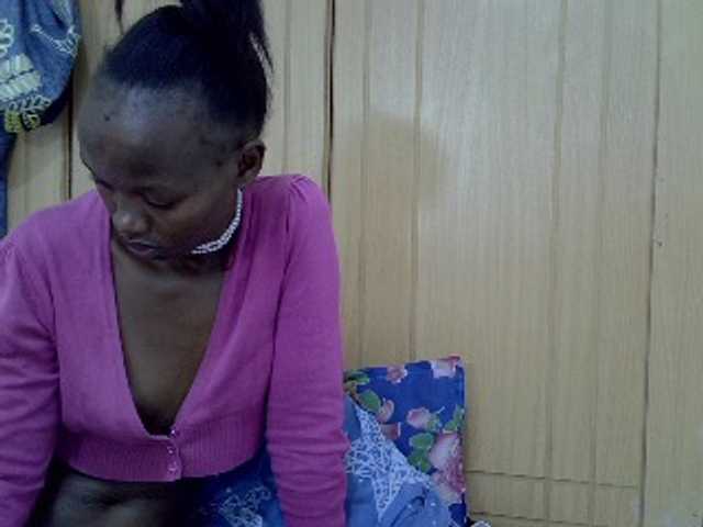 Live sex webcam photo for Litskin #275896679