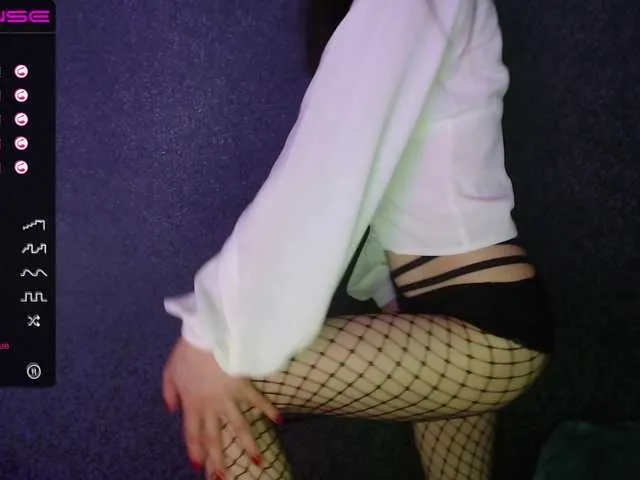 Live sex webcam photo for Litt1e-bunny #272939572