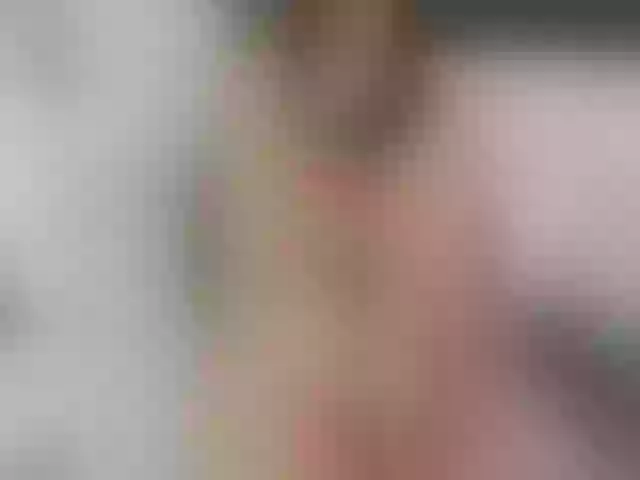 Live sex webcam photo for Little-Jenni1 #276998952