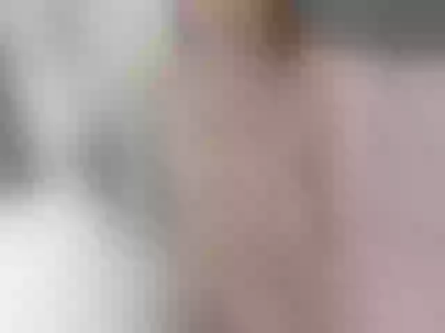 Live sex webcam photo for Little-Jenni1 #277285550