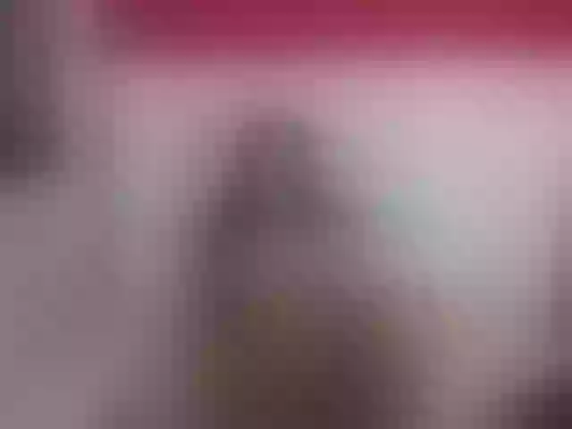 Live sex webcam photo for Little-Liluu #277353712