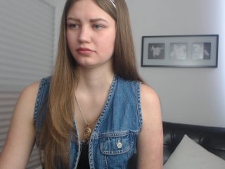 Live sex webcam photo for Little-Meow #147025906