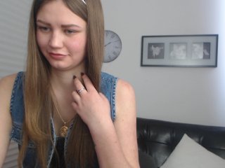 Live sex webcam photo for Little-Meow #147028775