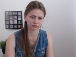 Live sex webcam photo for Little-Meow #148428154