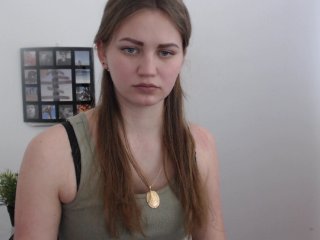 Live sex webcam photo for Little-Meow #148444274