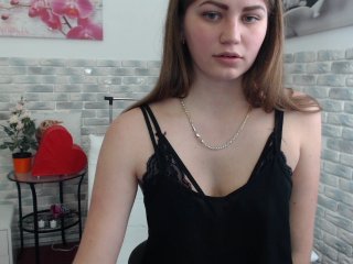 Live sex webcam photo for Little-Meow #149657105