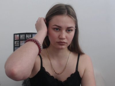 Live sex webcam photo for Little-Meow #150530568