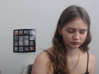 Live sex webcam photo for Little-Meow #150808934