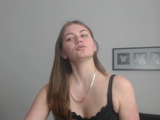 Live sex webcam photo for Little-Meow #151375810