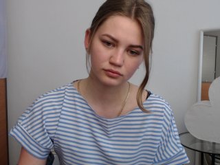 Live sex webcam photo for Little-Meow #155013299