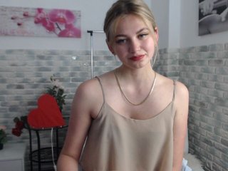 Live sex webcam photo for Little-Meow #163241945