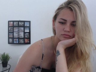 Live sex webcam photo for Little-Meow #165268136