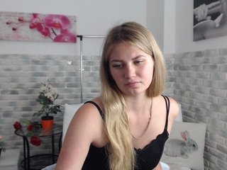 Live sex webcam photo for Little-Meow #166787816