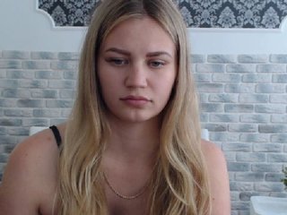 Live sex webcam photo for Little-Meow #168113087