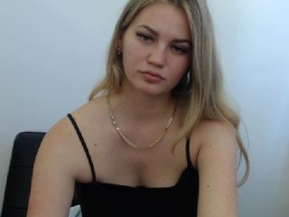 Live sex webcam photo for Little-Meow #169098509