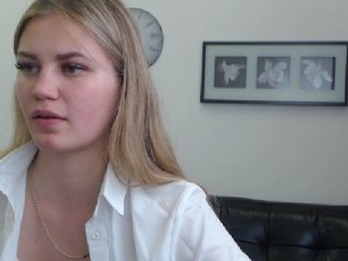 Live sex webcam photo for Little-Meow #169438924