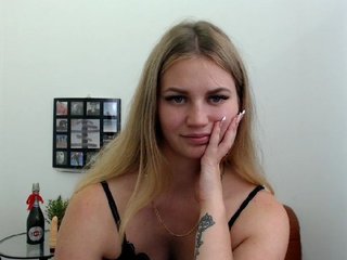 Live sex webcam photo for Little-Meow #169635054