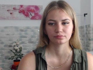 Live sex webcam photo for Little-Meow #171217329