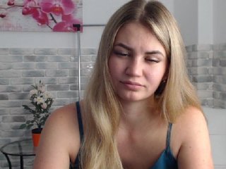 Live sex webcam photo for Little-Meow #172569348