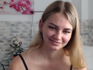 Live sex webcam photo for Little-Meow #172586566