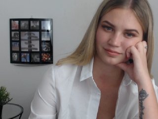 Live sex webcam photo for Little-Meow #176185419