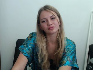 Live sex webcam photo for Little-Meow #180959760