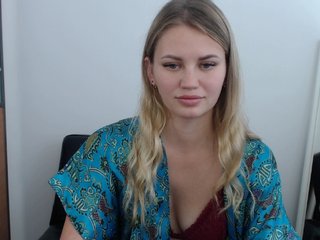 Live sex webcam photo for Little-Meow #181785327