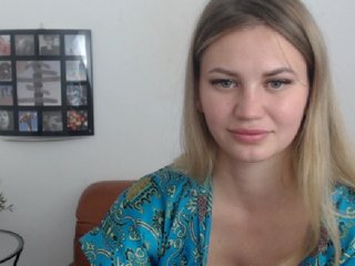 Live sex webcam photo for Little-Meow #182142561