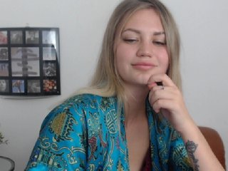 Live sex webcam photo for Little-Meow #182145361