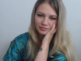 Live sex webcam photo for Little-Meow #182466582